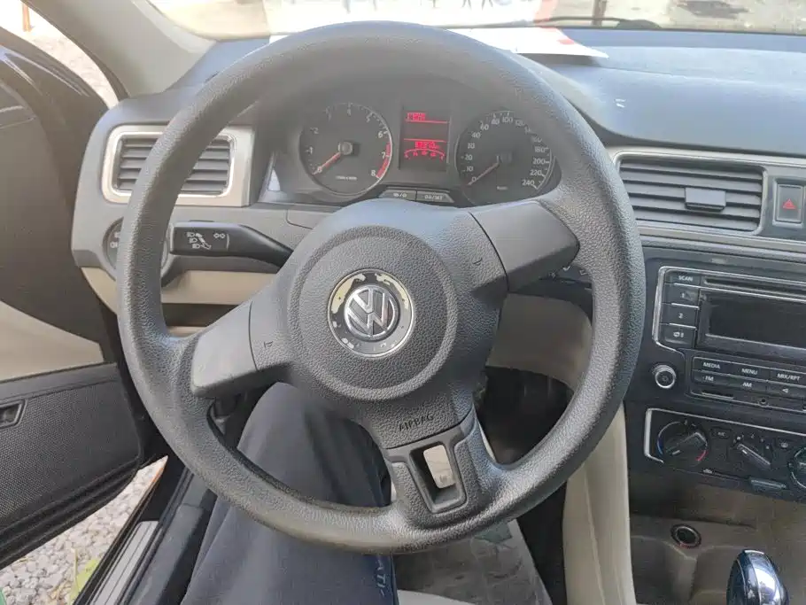Volkswagen Santana — миниатюра 15