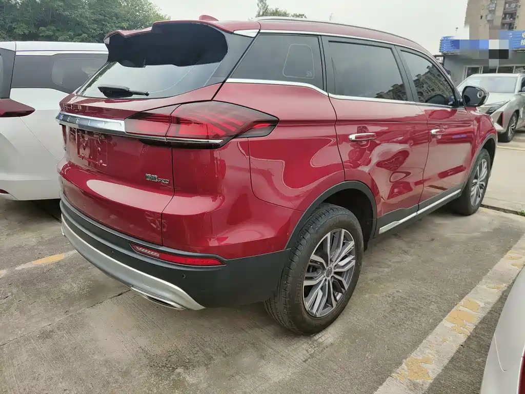 Geely Boyue — миниатюра 12