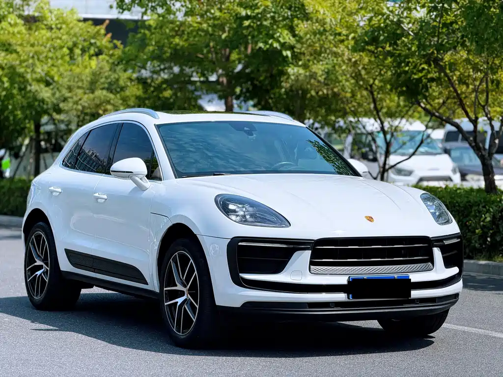 Porsche Macan — миниатюра 3