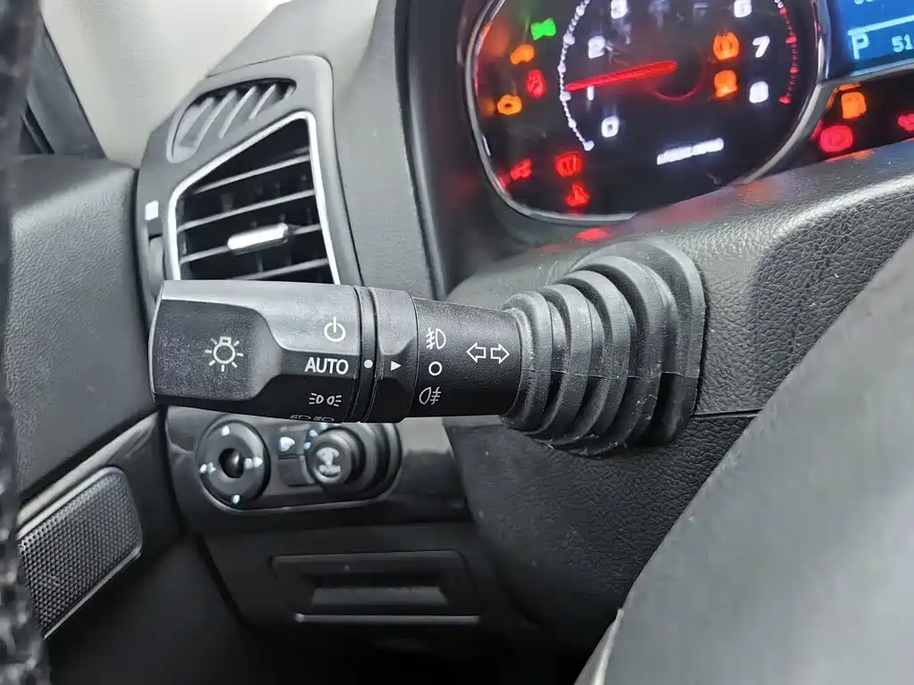Chevrolet Captiva — миниатюра 21
