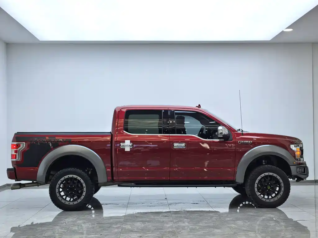 Ford F-150 Raptor - фото 2