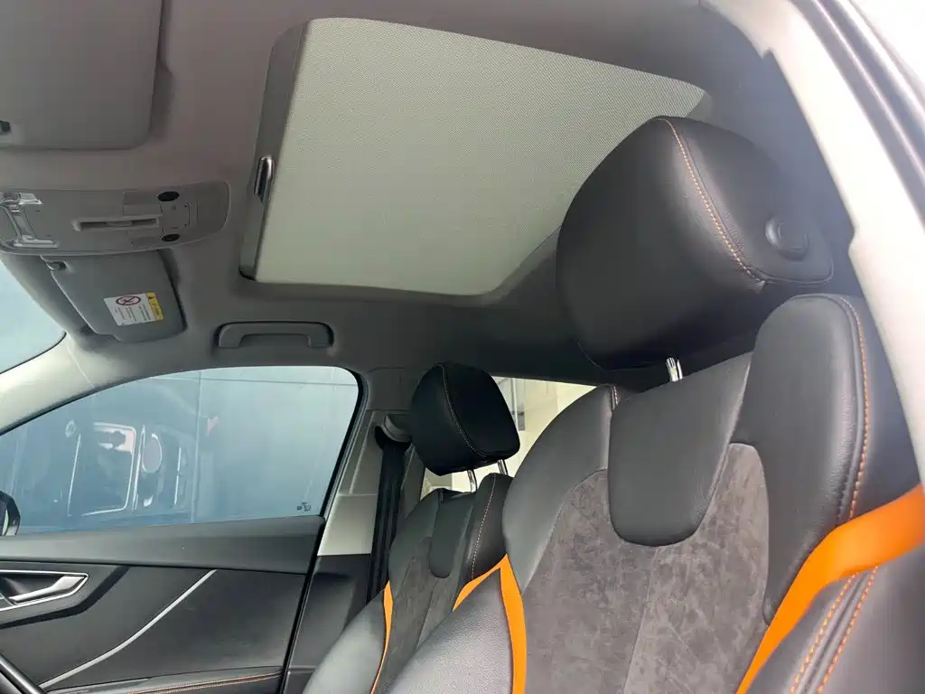 Audi Q2L e-tron — миниатюра 13