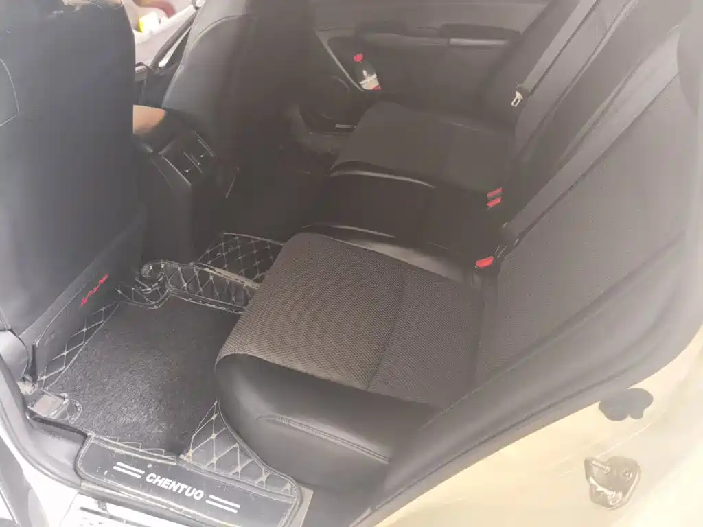 Honda Jade — миниатюра 15