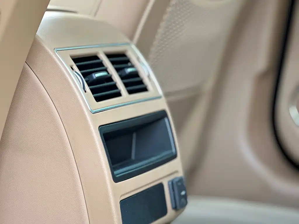 Jaguar XFL 2024 2.0T P250 Premium Luxury