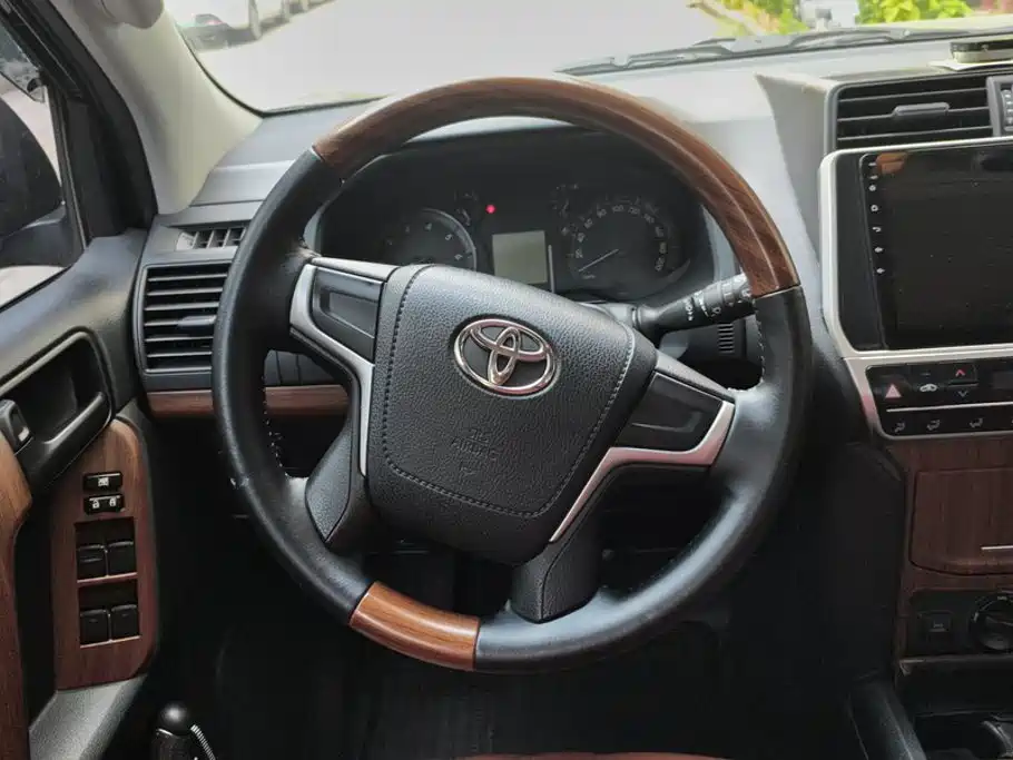 Toyota Prado (Import) — миниатюра 15