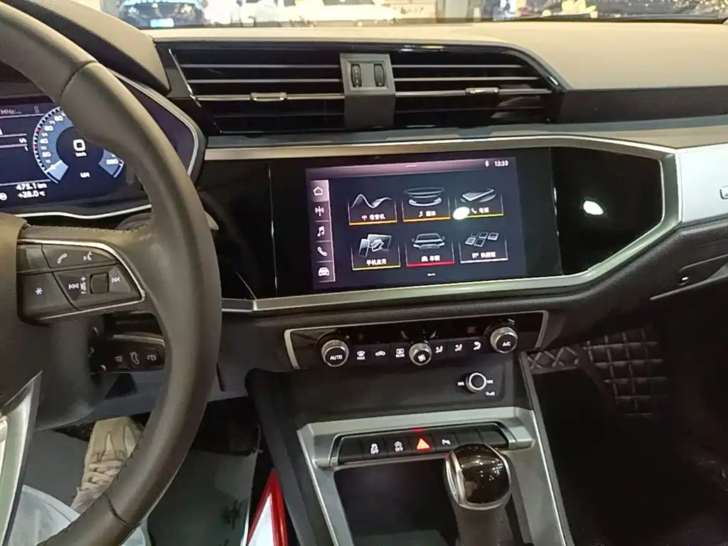 Audi Q3 — миниатюра 13