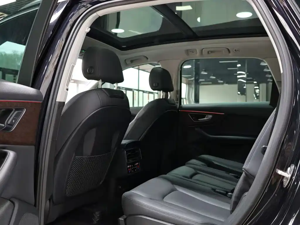 Audi Q7 2021 55 TFSI quattro S line Sport