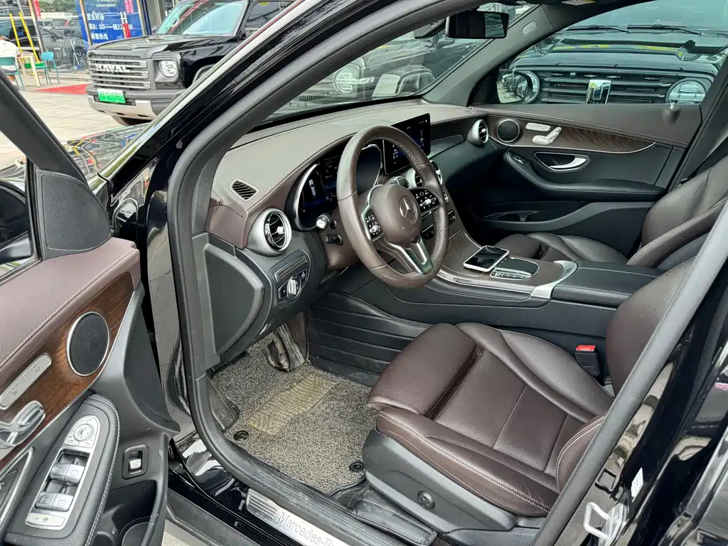 Mercedes-Benz GLC 2021 GLC 260 L 4MATIC Luxury