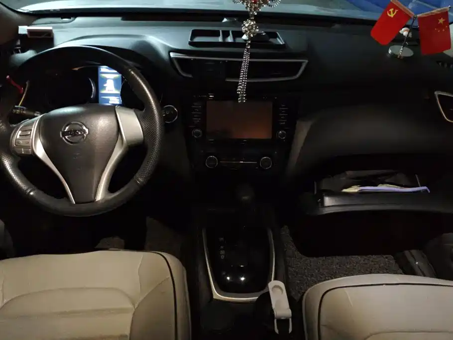 Nissan X-Trail — миниатюра 12