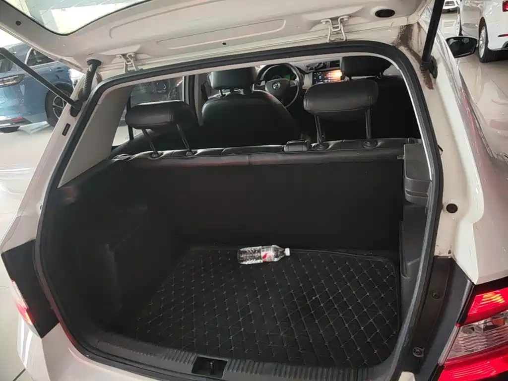 Skoda Fabia — миниатюра 19