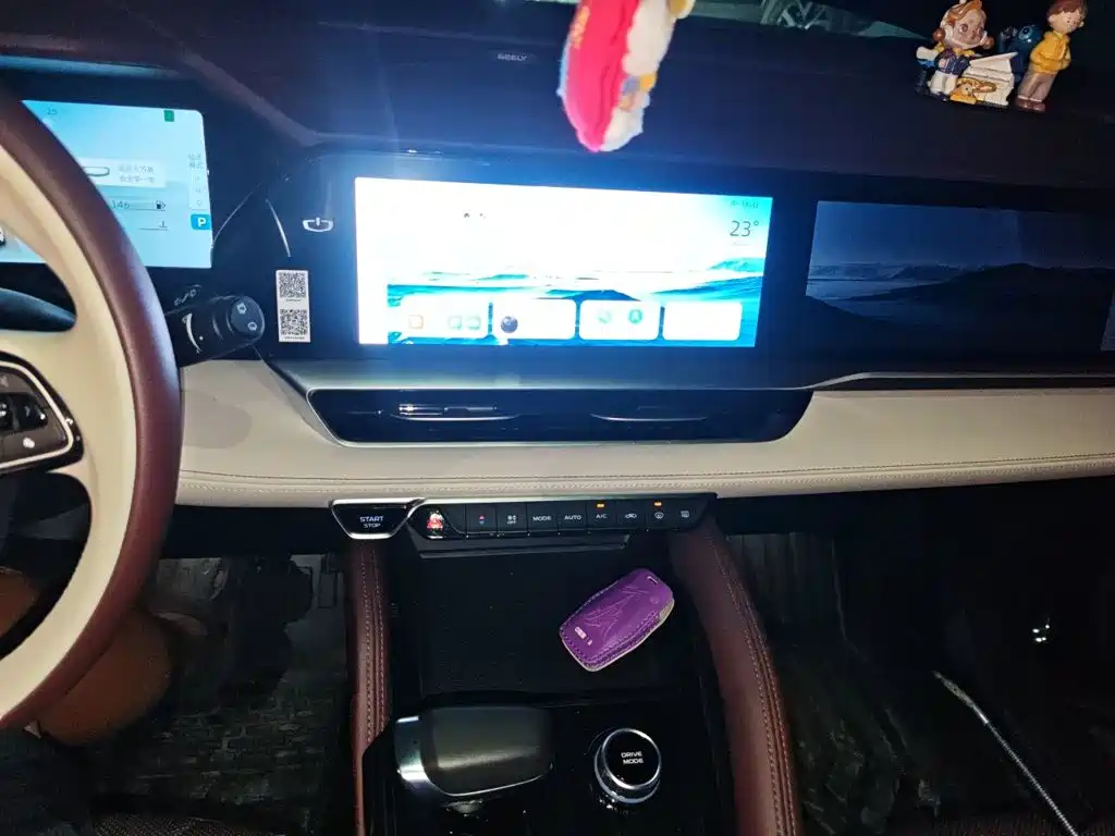 Geely Xingyue L — миниатюра 9
