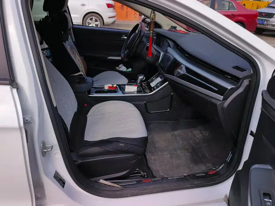 Chery Arrizo 5 — миниатюра 8
