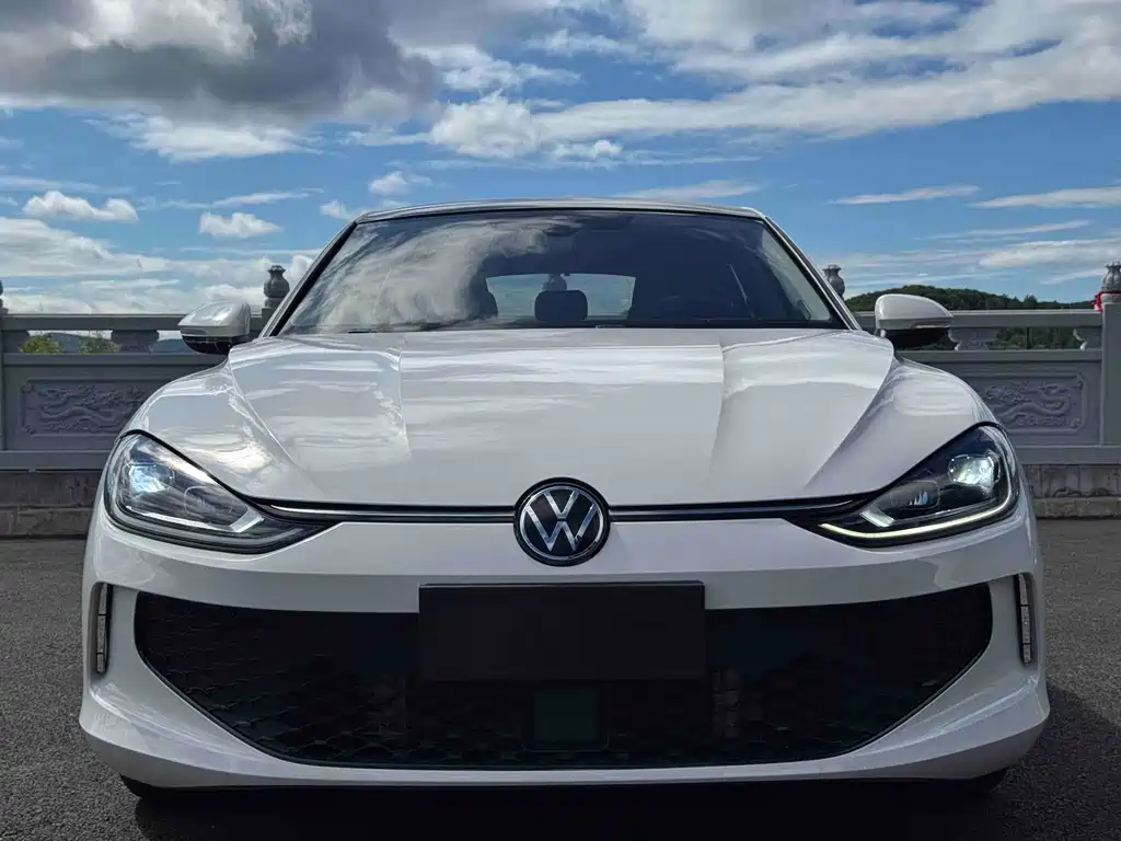 Volkswagen Lamando — миниатюра 2