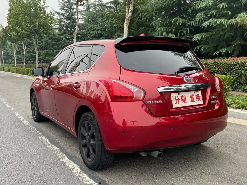 Nissan Tiida — миниатюра 14