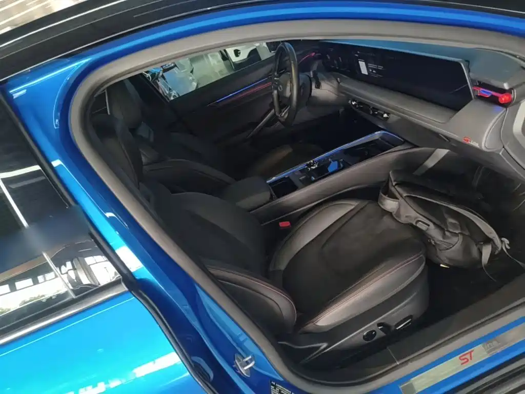Ford Evos — миниатюра 25