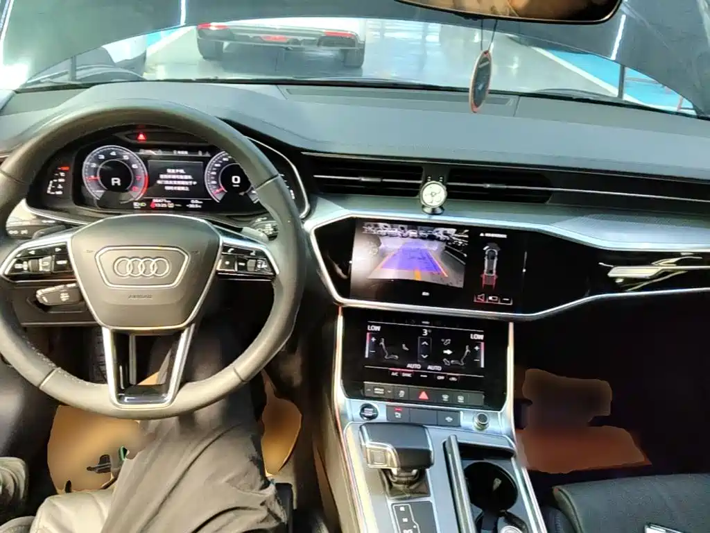 Audi A6L — миниатюра 10