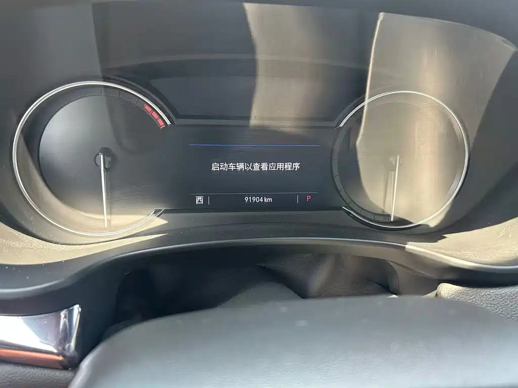Cadillac XT4 — миниатюра 9