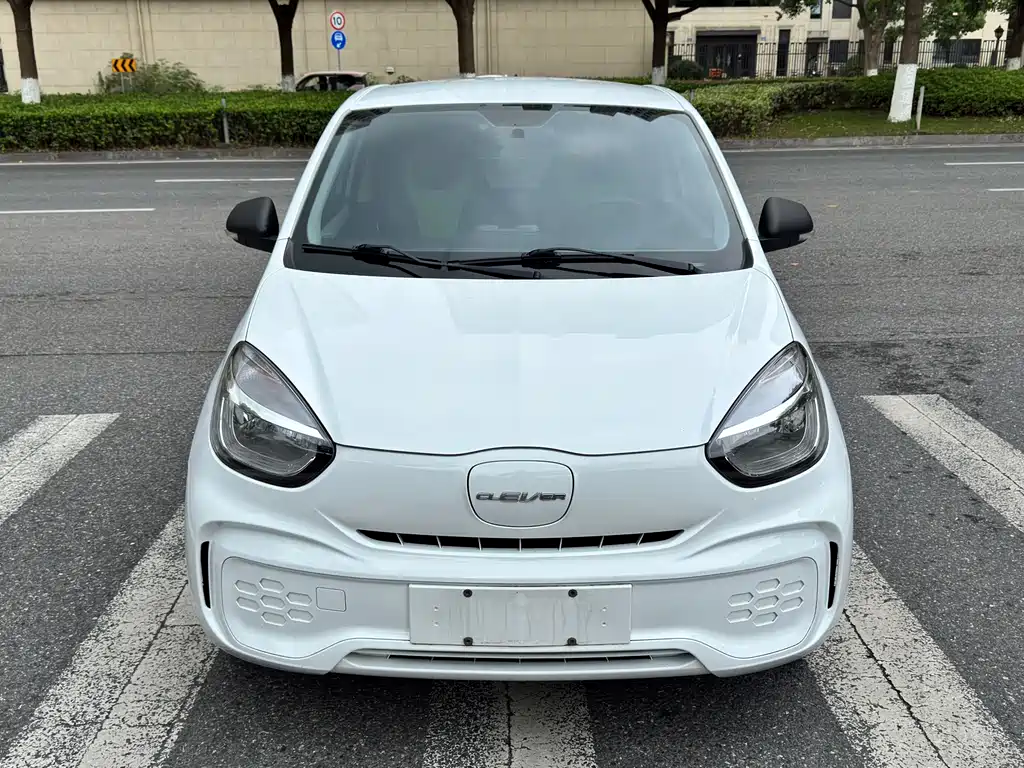 Roewe Clever — миниатюра 2