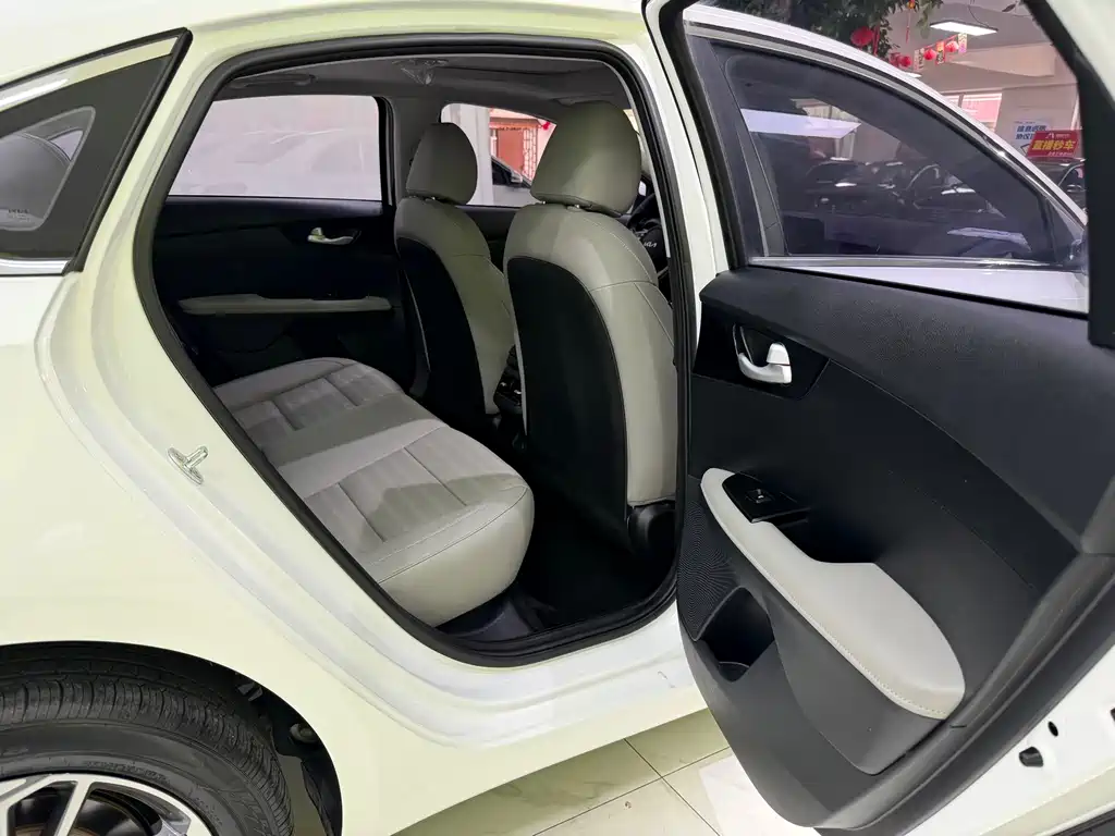 Kia K3 — миниатюра 23