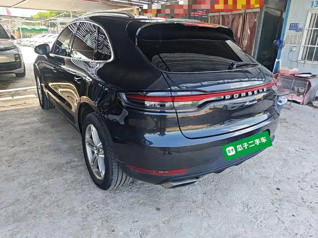 Porsche Macan — миниатюра 5