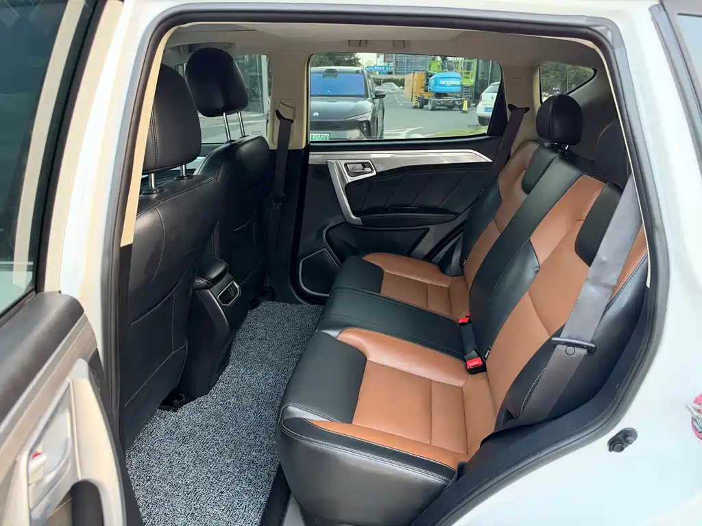Geely Vision X6 — миниатюра 9