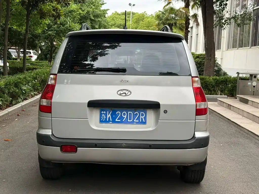 Hyundai 美佳 — миниатюра 8