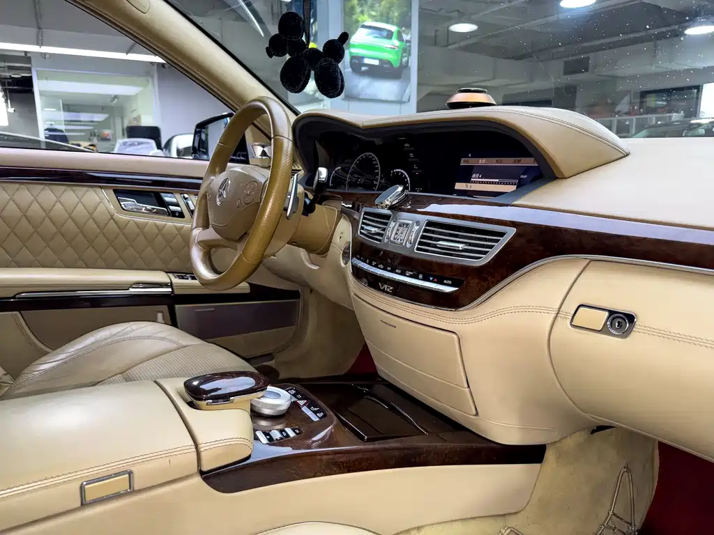 Mercedes-Benz S-Class AMG — миниатюра 23