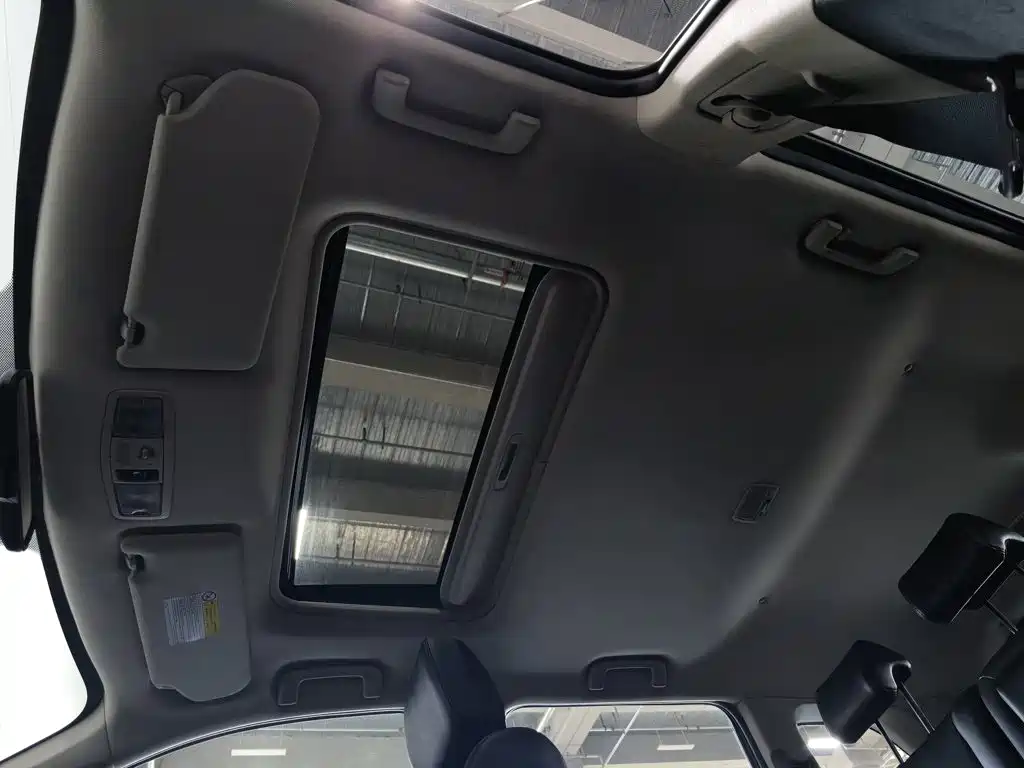 Mitsubishi Outlander — миниатюра 14