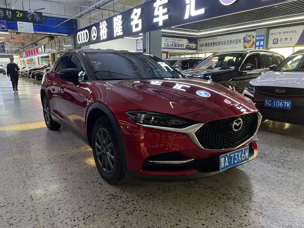 MAZDA CX 4