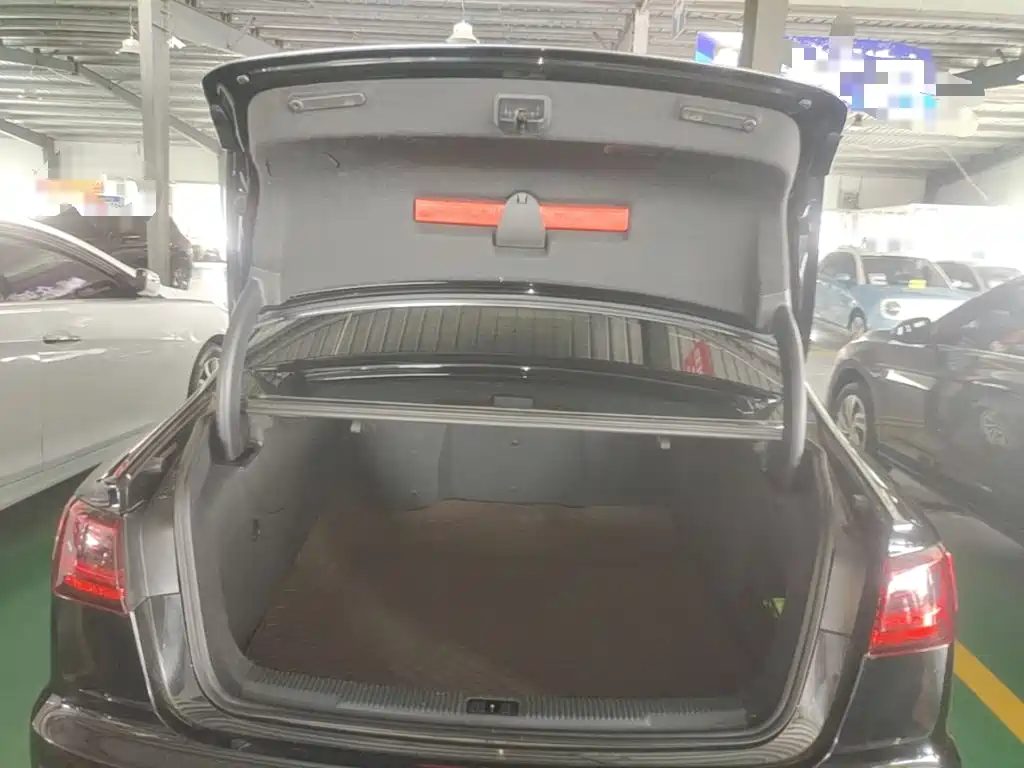 Audi A6L — миниатюра 19