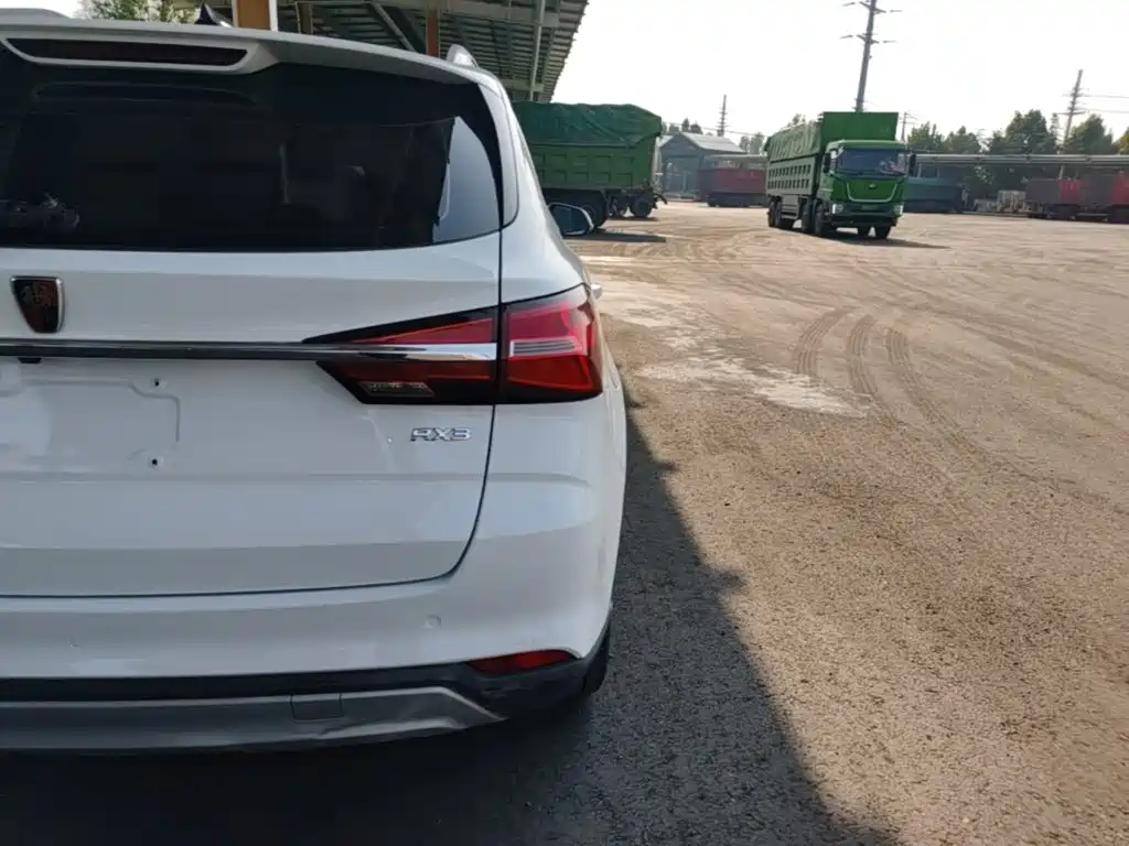 Roewe RX3 — миниатюра 8