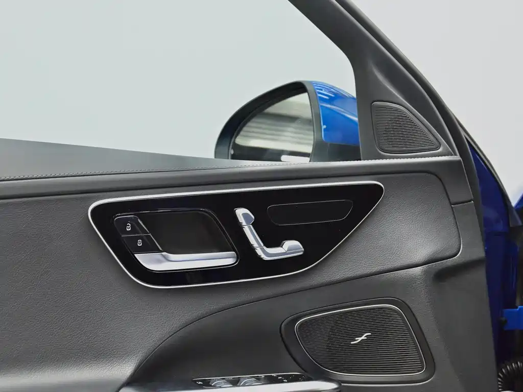 Mercedes-Benz C-Class New Energy — миниатюра 20
