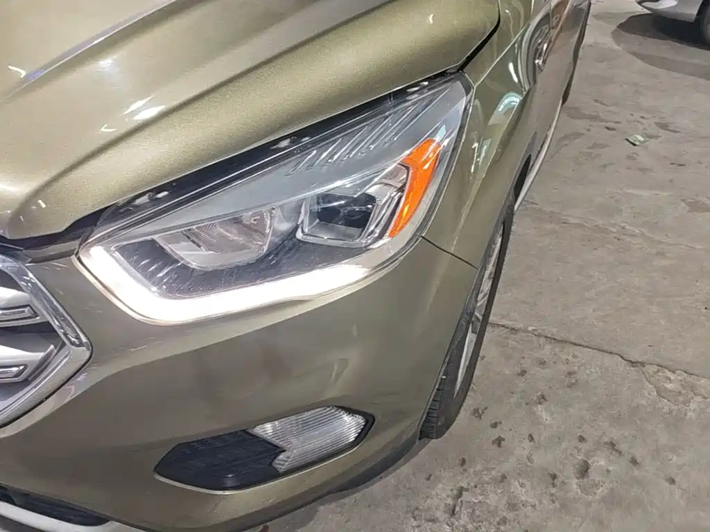 Ford Kuga — миниатюра 24