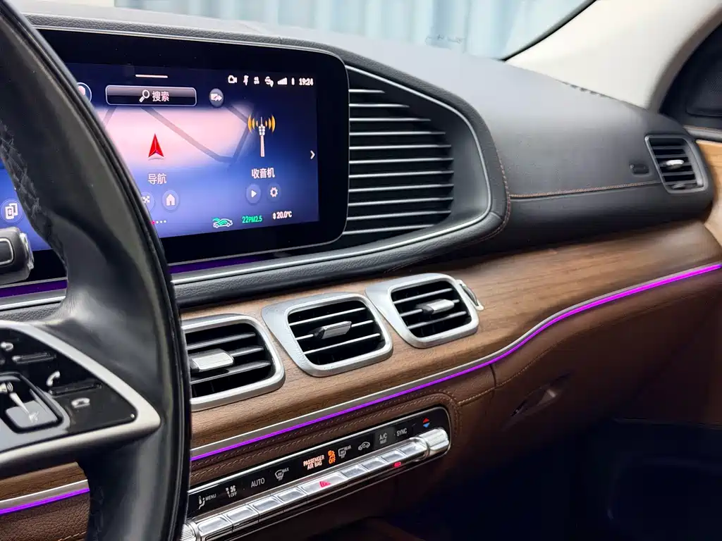 Mercedes-Benz GLS — миниатюра 19