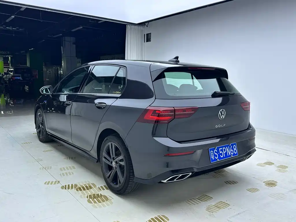 Volkswagen Golf — миниатюра 4