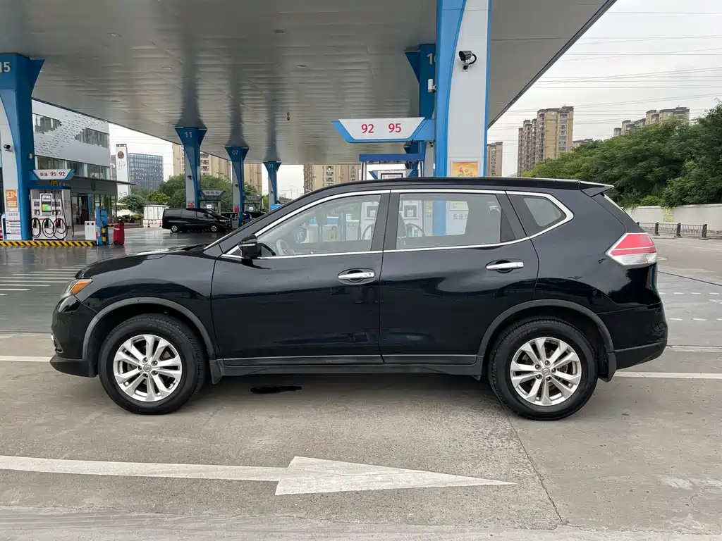 Nissan X-Trail — миниатюра 5