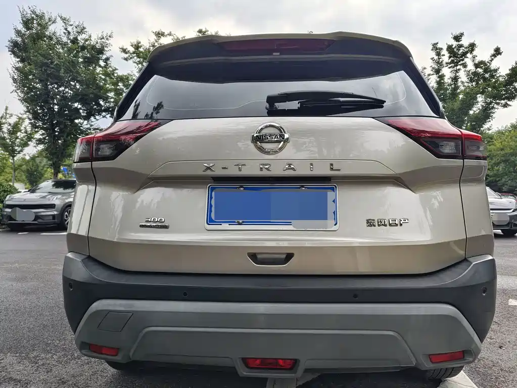 Nissan X-Trail — миниатюра 5