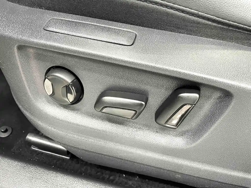 Volkswagen Tharu — миниатюра 8
