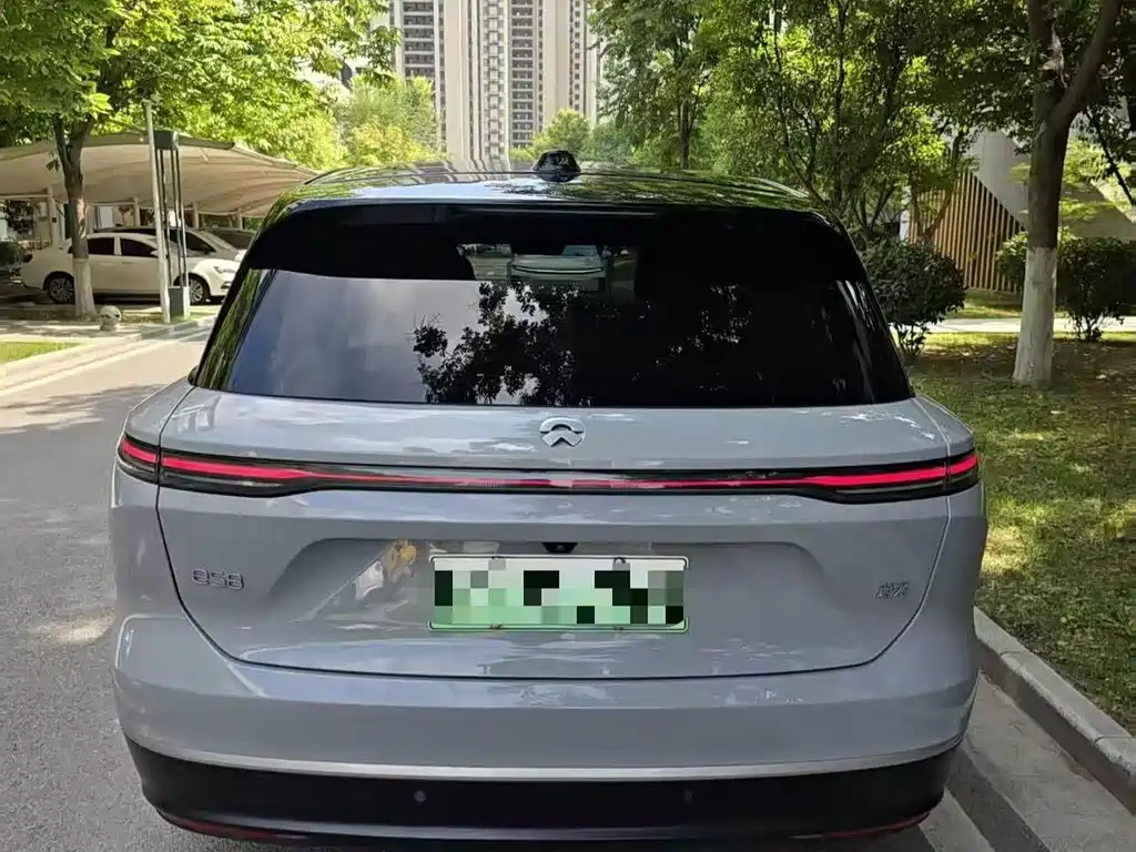 NIO ES8 — миниатюра 8