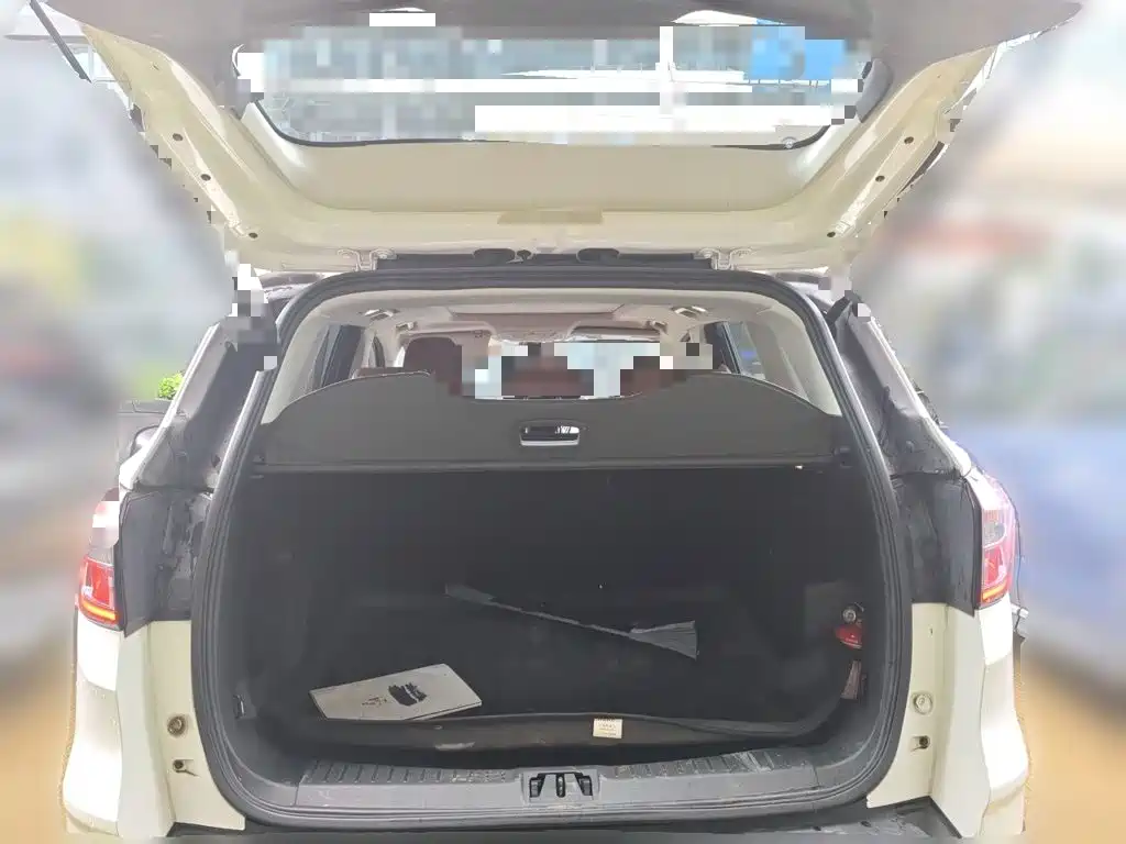 Ford Kuga — миниатюра 15