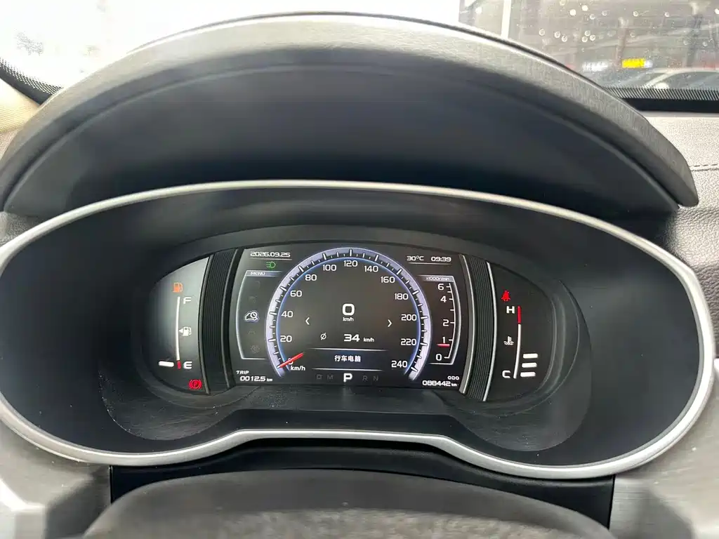 Geely Boyue — миниатюра 12