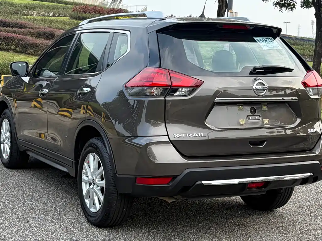Nissan X-Trail — миниатюра 4