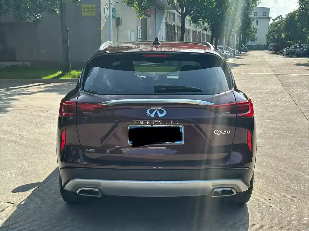 INFINITI  QX50