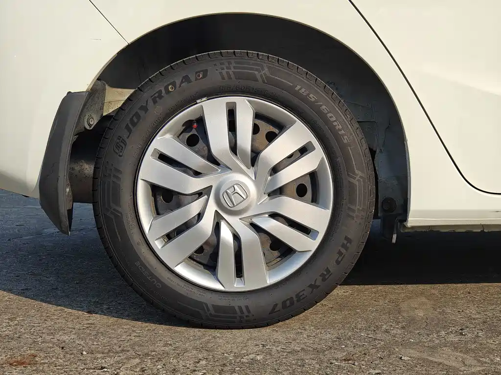 Honda Fit — миниатюра 23