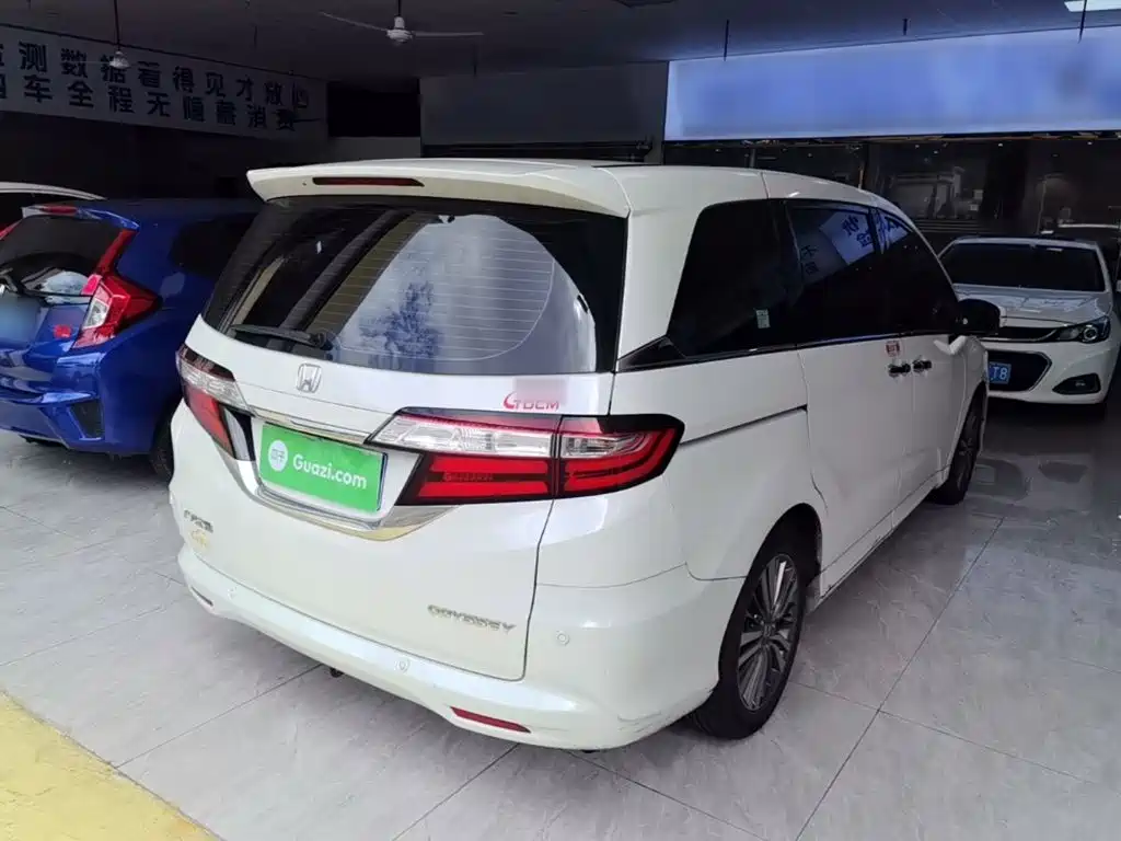 Honda Odyssey — миниатюра 7