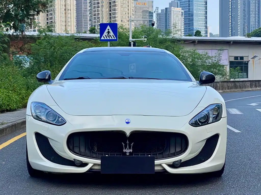Maserati GranTurismo — миниатюра 2