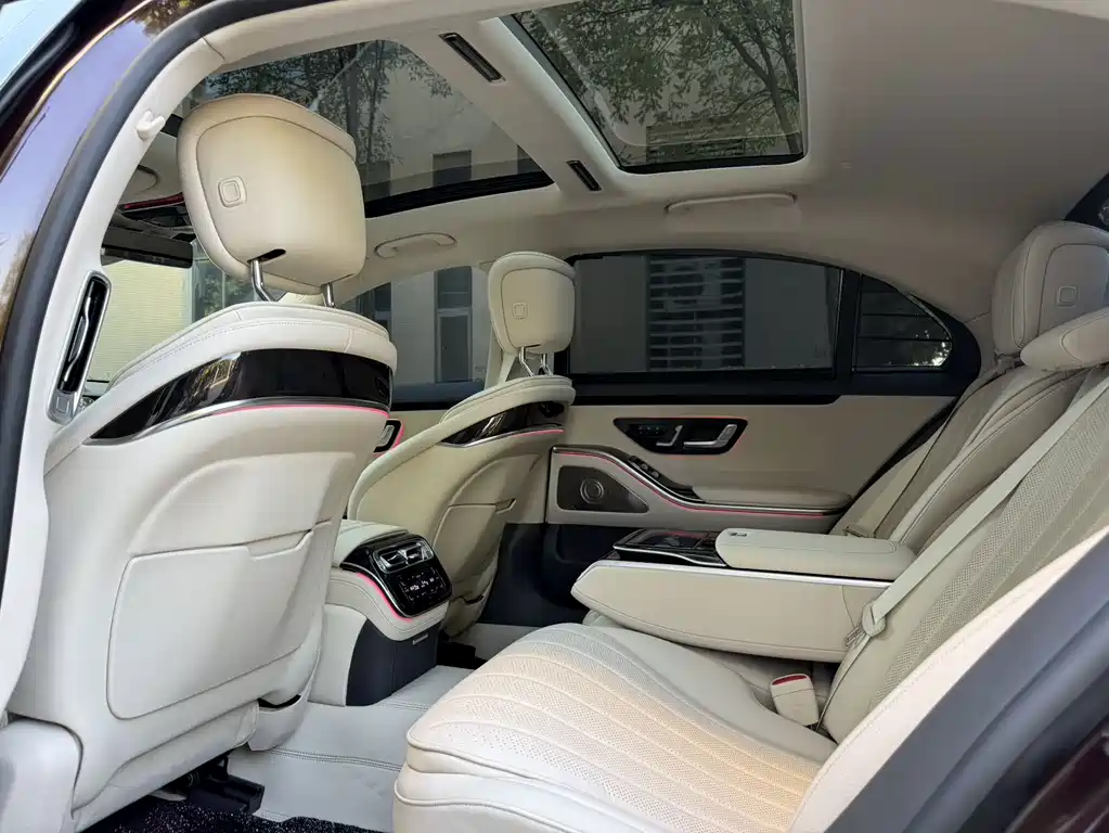 Mercedes-Benz S-Class — миниатюра 8