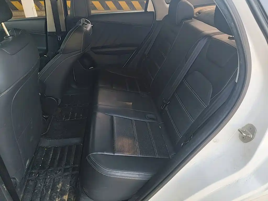 BYD e3 — миниатюра 17