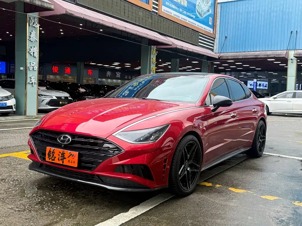 Hyundai Sonata
