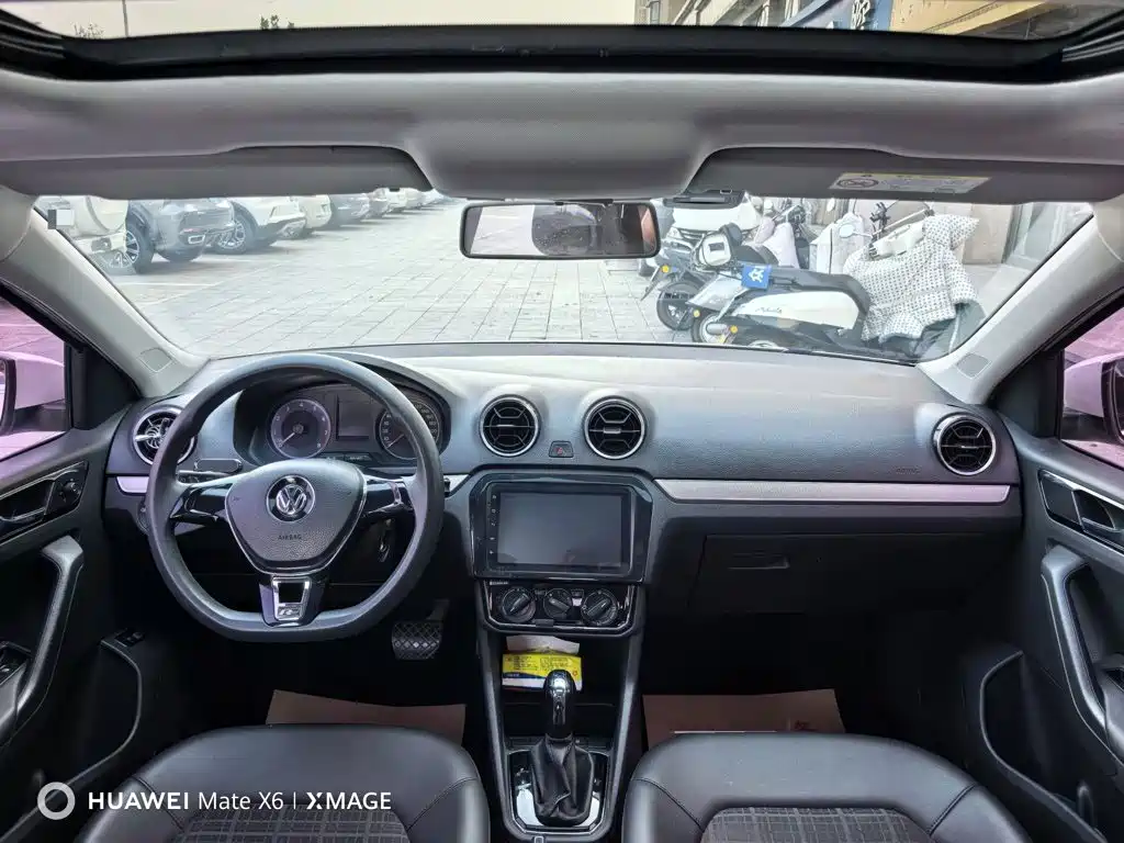 Volkswagen Jetta — миниатюра 8